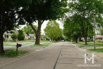 Village Links subdivision in Glen Ellyn, IL