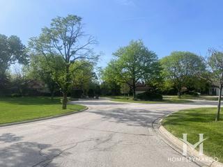 Woodside Estates subdivision in Oak Brook, IL