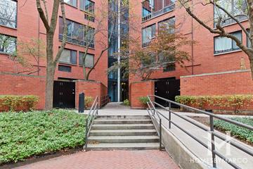 1169 S. Plymouth building in the West Loop neighborhood of Chicago, IL