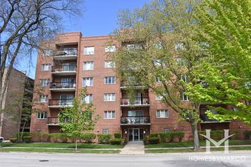 820 Graceland building in Des Plaines, IL