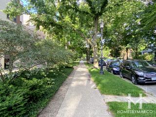 815 Reba building in Evanston, IL