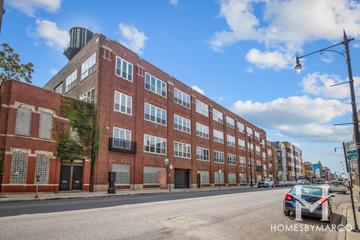 1725 W. North building in the Wicker Park neighborhood of Chicago, IL