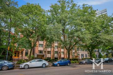 510 W. Fullerton building in the Lincoln Park neighborhood of Chicago, IL