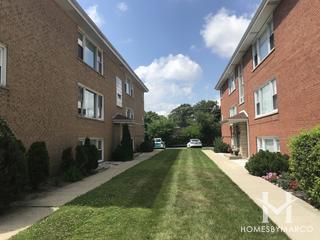 Forest Court building in Niles, IL