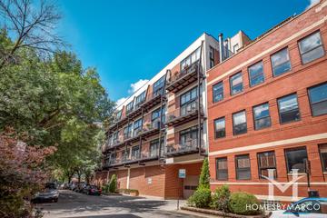2012 W. St. Paul building in the Wicker Park neighborhood of Chicago, IL