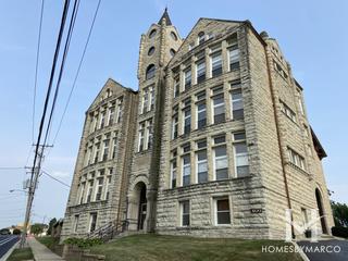 Stone Manor building in Lemont, IL