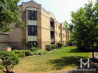 Park Ave East building in Elmhurst, IL