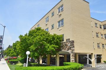 5220 Oakton building in Skokie, IL