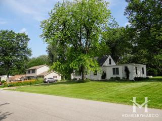 Glen Ellyn Countryside subdivision in Carol Stream, IL