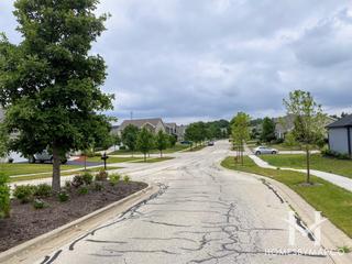 Meadows Edge at Highland Woods subdivision in Elgin, IL