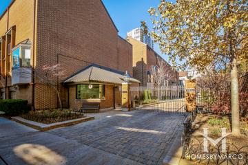 Sutton Place subdivision in the Gold Coast neighborhood of Chicago, IL