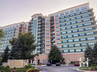 6420 Double Eagle building in Woodridge, IL