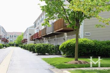Courtyards of Orchard Valley subdivision in Aurora, IL