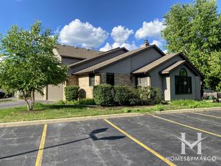 Regency Woods Condos subdivision in Elgin, IL