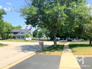 Fairway Home Windcrest subdivision in Oswego, IL