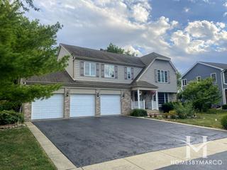 Vantage Point subdivision in Roselle, IL