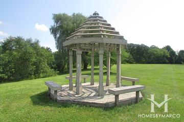 Hazelwood subdivision in Crystal Lake, IL