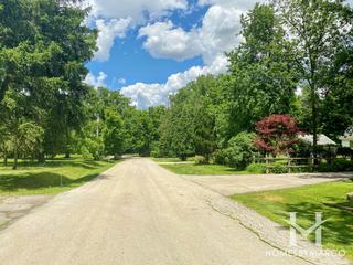 Lincolnwood subdivision in New Lenox, IL