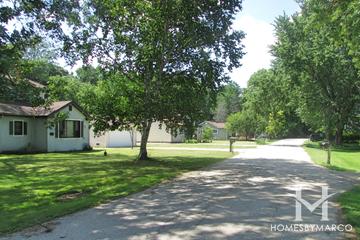 Frisch's Riverside subdivision in Cary, IL