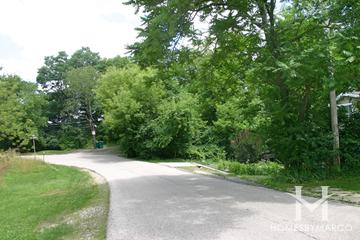 Country View subdivision in Fox River Grove, IL
