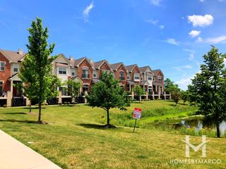 Lake Ridge Townhomes subdivision in Mundelein, IL