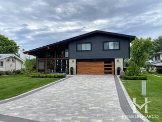 Lake Briarwood subdivision in Mount Prospect, IL