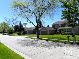 Windridge subdivision in Algonquin, IL