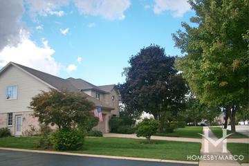 Quentin Ridge subdivision in Rolling Meadows, IL