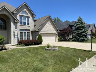 Timbers Edge subdivision in Glenview, IL