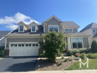 Westgate at the Glen building in Glenview, IL