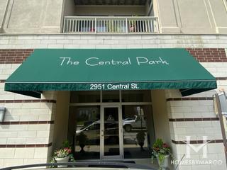 Central Park Condominiums subdivision in Evanston, IL