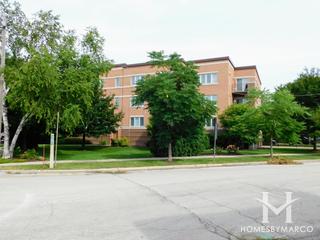 911 Busse building in Park Ridge, IL