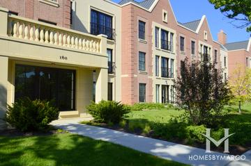 Kelmscott Park building in Lake Forest, IL