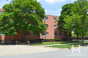 Stonegate Terrace building in Elmhurst, IL
