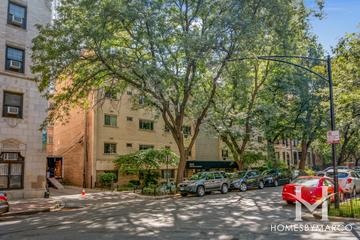 2629 N. Hampden building in the Lincoln Park neighborhood of Chicago, IL