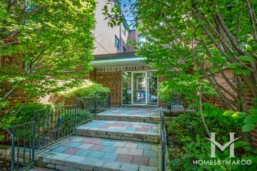 1651 N. Dayton building in the Lincoln Park neighborhood of Chicago, IL