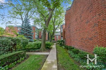 2131 N. Larrabee St. building in the Lincoln Park neighborhood of Chicago, IL
