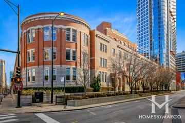 419 W. Grand Ave. building in the River North neighborhood of Chicago, IL