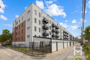 2337 W. Wolfram St. building in the Bucktown neighborhood of Chicago, IL