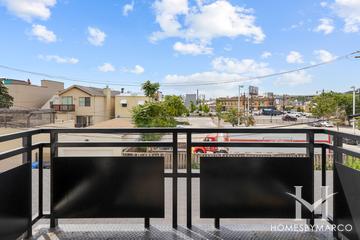 2337 W. Wolfram St. building in the Bucktown neighborhood of Chicago, IL