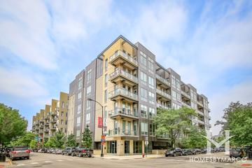 Photos of 122 S. Aberdeen St. building in Chicago, IL