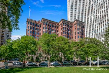 2608 N. Lakeview Ave. building in the Lincoln Park neighborhood of Chicago, IL