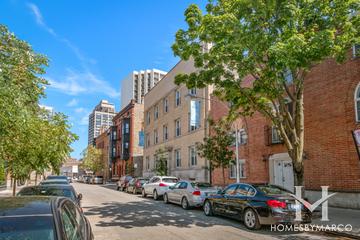 617 W. Drummond building in the Lincoln Park neighborhood of Chicago, IL