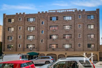 455 W. St James building in the Lincoln Park neighborhood of Chicago, IL