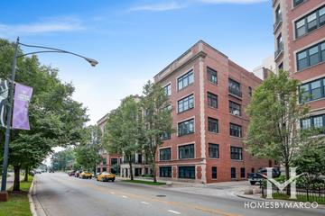 305 W. Fullerton building in the Lincoln Park neighborhood of Chicago, IL