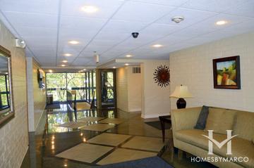 Huntington Grove subdivision in Hoffman Estates, IL