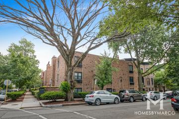455 S. Grant Pl. building in the Lincoln Park neighborhood of Chicago, IL