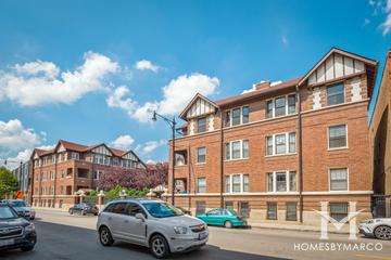 2118 W. North building in the Wicker Park neighborhood of Chicago, IL