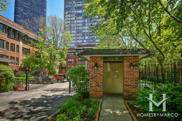 5317 N. Kenmore building in the Edgewater neighborhood of Chicago, IL