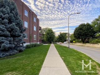 605 Oakton building in Evanston, IL